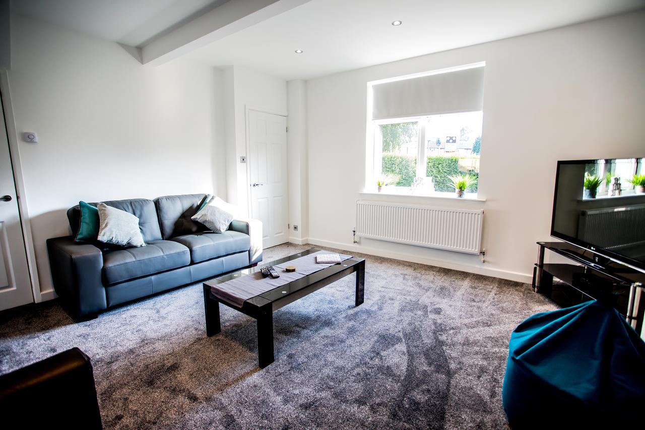 Holiday home Lovely 3 Bedroom House - Close To Attractions - Free Parking
